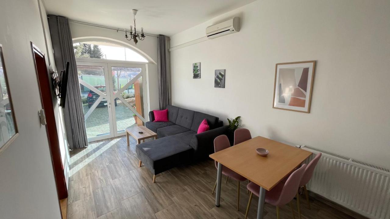 Apartments San Sukošan エクステリア 写真