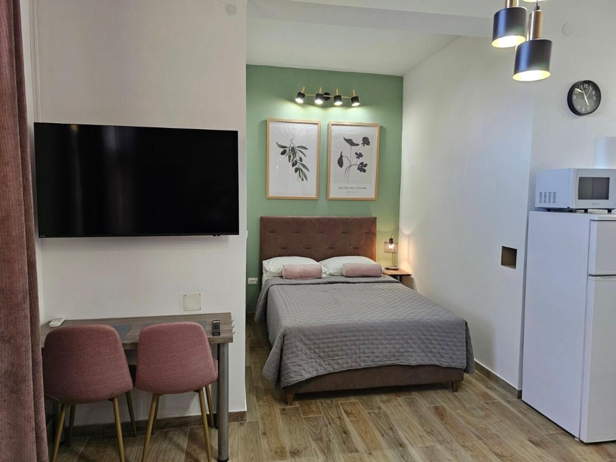 Apartments San Sukošan エクステリア 写真