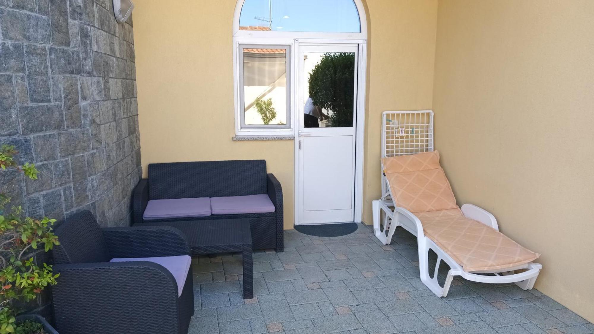 Apartments San Sukošan エクステリア 写真